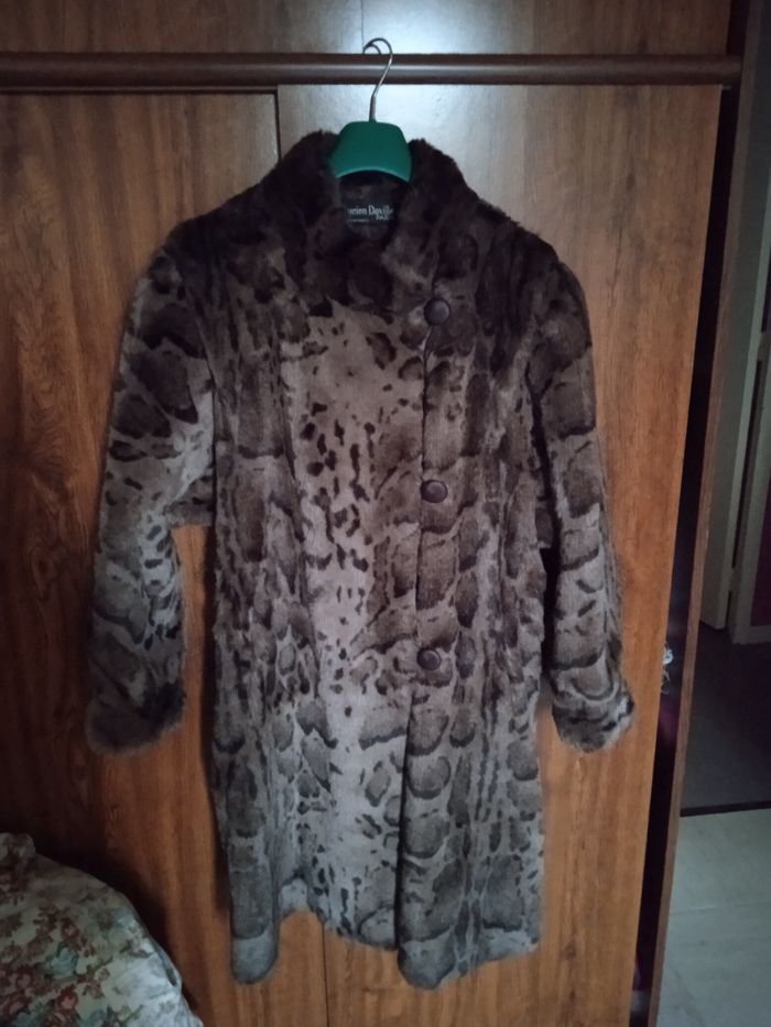 Vend manteau en fourrure taille unique - photo numéro 4