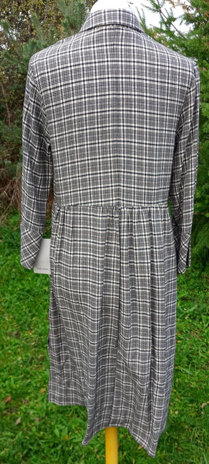 robe neuve unique - photo numéro 3