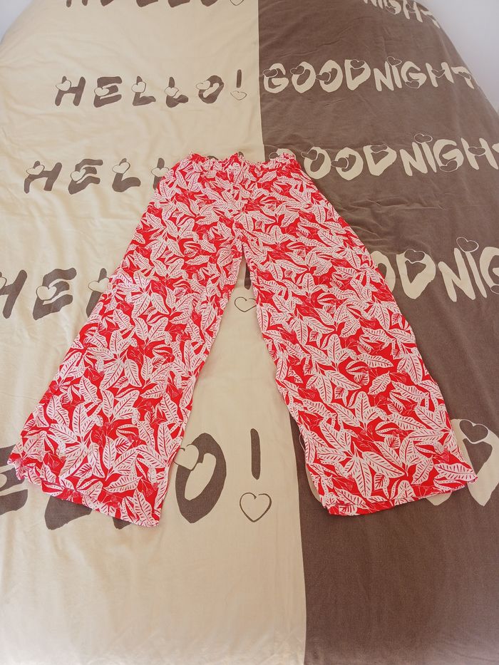 Pantalon fille été "Kiabi" 10 ans. - photo numéro 1