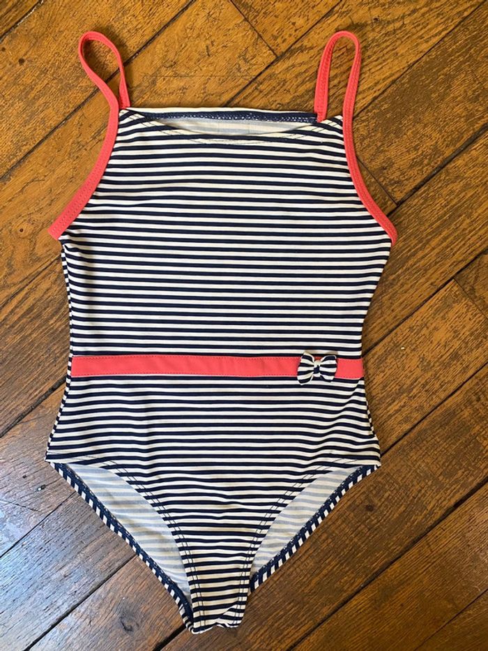 Maillot de bain Vertbaudet Taille 6 ans - photo numéro 10
