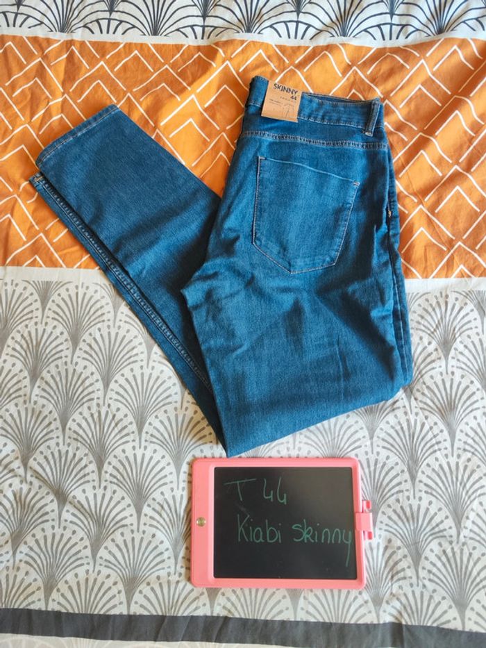 Jeans skinny Kiabi taille 44 - photo numéro 2