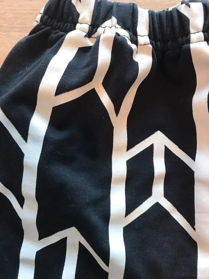 Pantalon taille 6 mois - photo numéro 2
