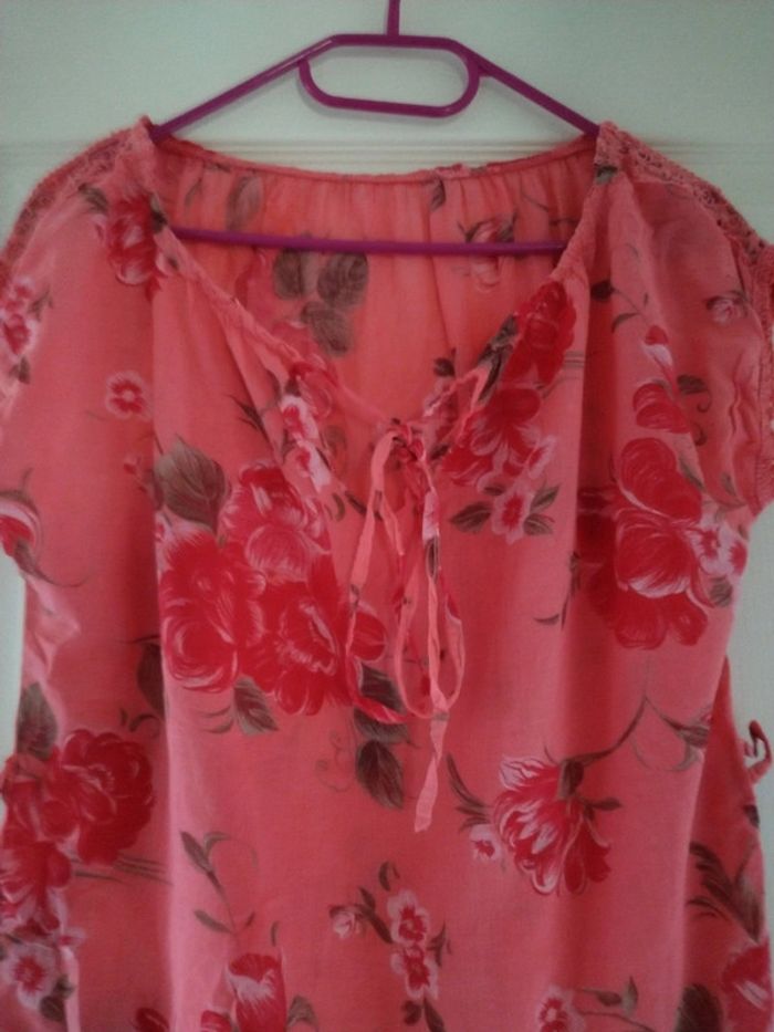 Blouse corail portée une fois - photo numéro 3