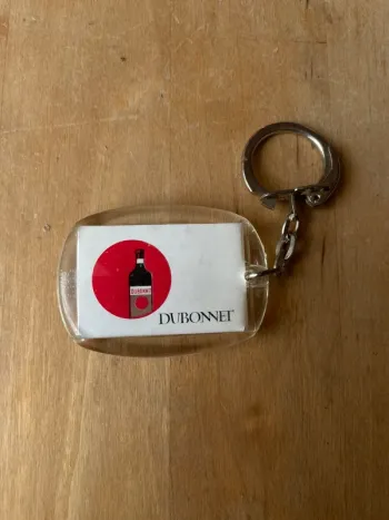 Ancien porte clé dubonnet