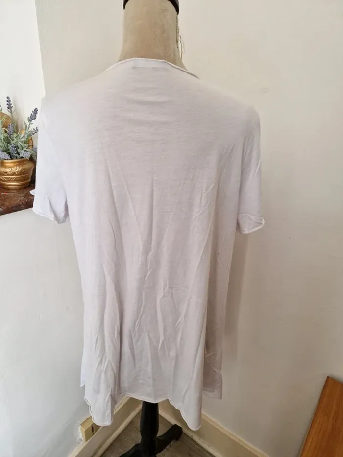 Gilet tee shirt manche courte blanc blanche porte - photo numéro 2
