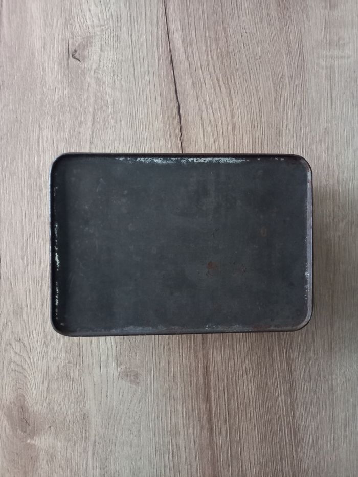 Boite en métal ancienne " Debray " - photo numéro 2