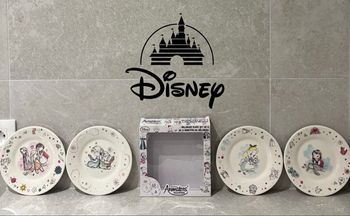 🌟 Lot de 4 Assiettes Mélamine - Disney Animators' Collection