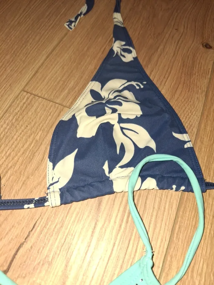 Lot de haut de maillot de bain - photo numéro 3