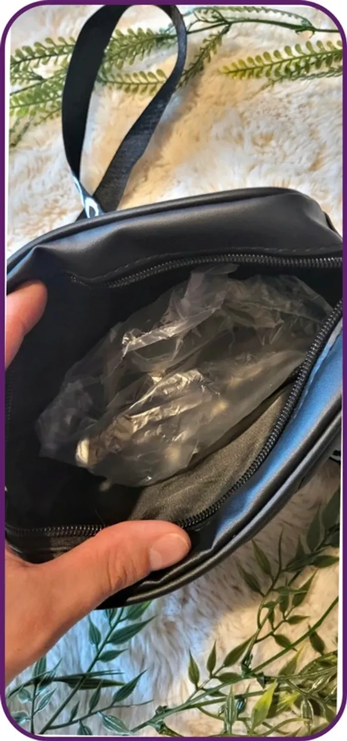 Sac à main noir, bandoulière, neuf jamais utilisé - photo numéro 6