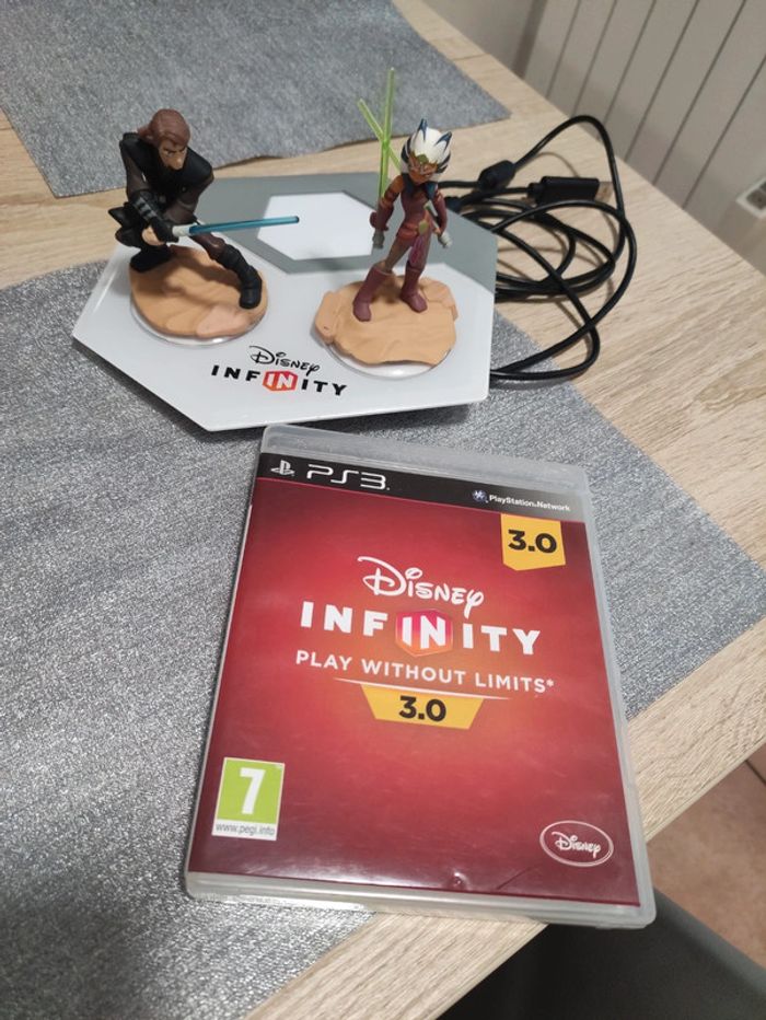 Jeu Disney Infinity 3.0 PS3 + personnages supplémentaires Star Wars - photo numéro 2