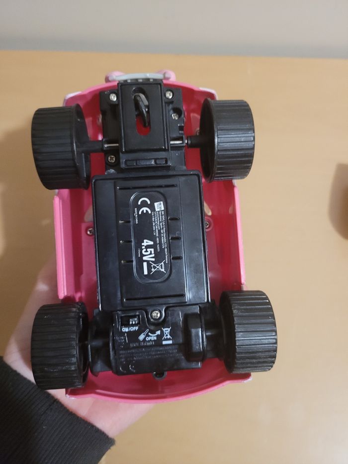 VOITURE TÉLÉCOMMANDÉE DISNEY - MINNIE MOUSE - photo numéro 5