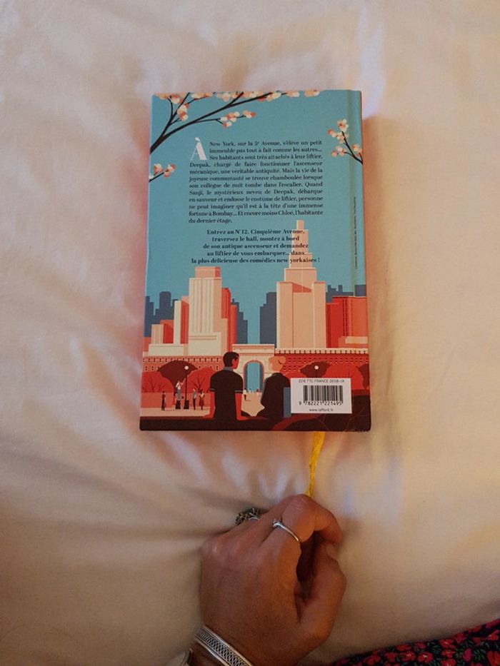 Une fille comme ça - Marc Levy - photo numéro 4