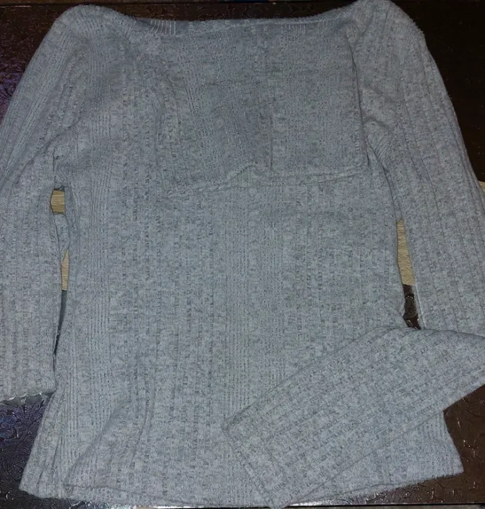 Pull gris à col - photo numéro 2