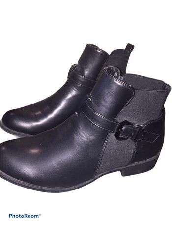 Bottines noires pointure 40 neuves