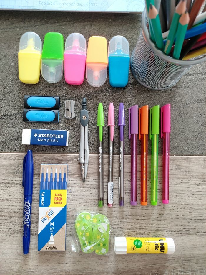 Lot fournitures scolaires - photo numéro 7