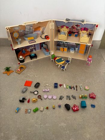 Playmobil maison portable