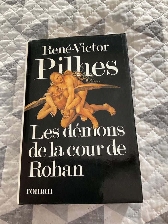 # les démons de la cour de Rohan René Victor Pilhes - photo numéro 2