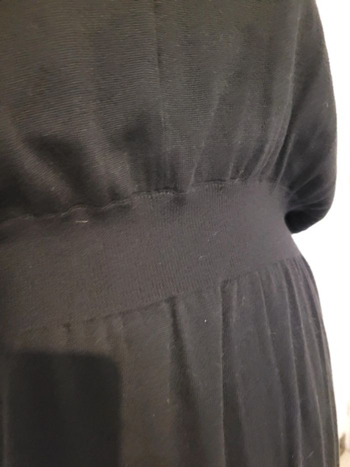 Robe noire - photo numéro 3