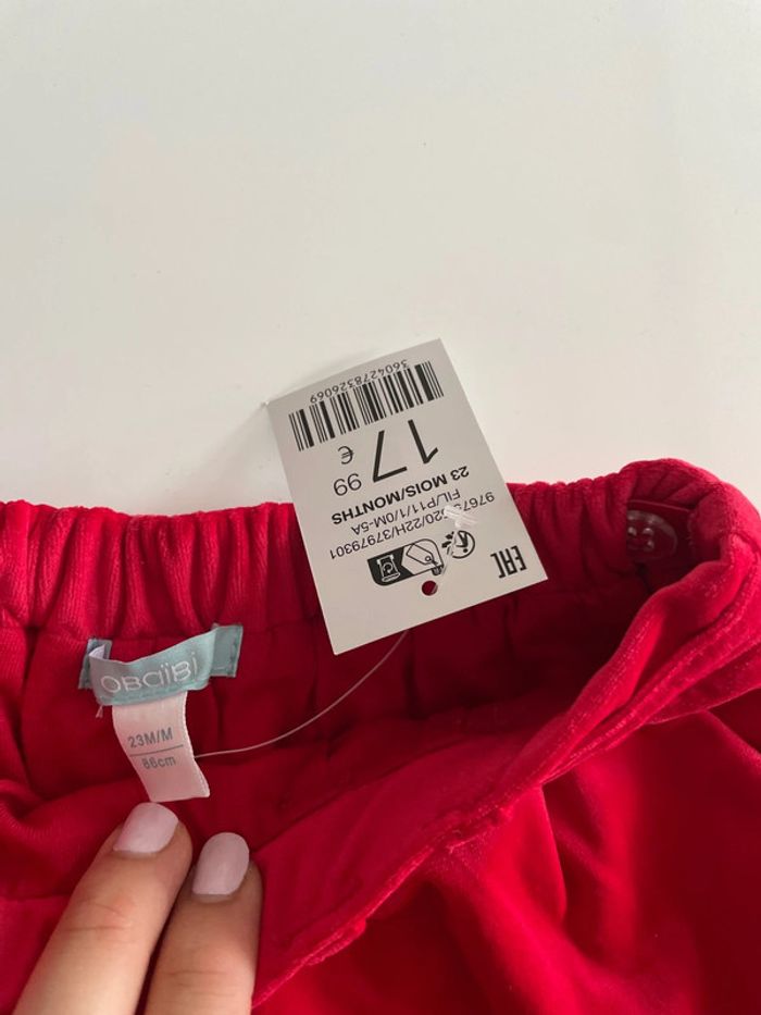 Short Rouge Obaibi 23 Mois avec étiquette - photo numéro 2