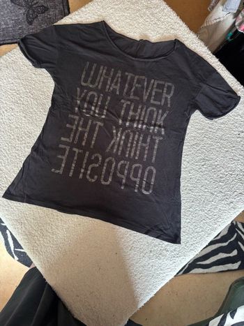 T-shirt noir