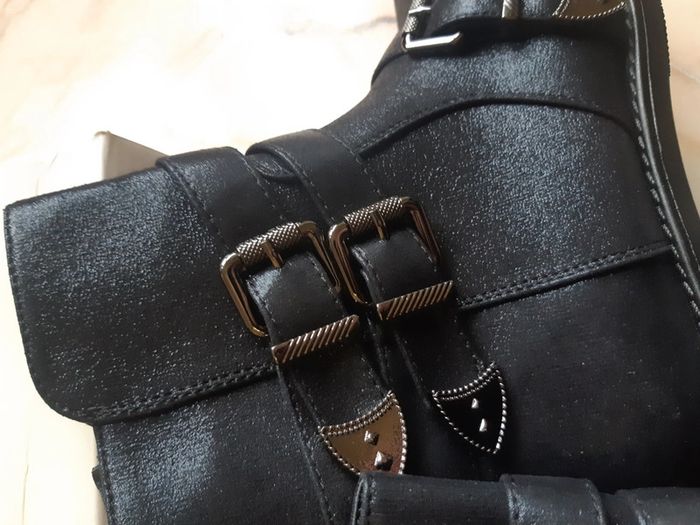 J&J Shoes bottines low boots noires P.39 - photo numéro 3