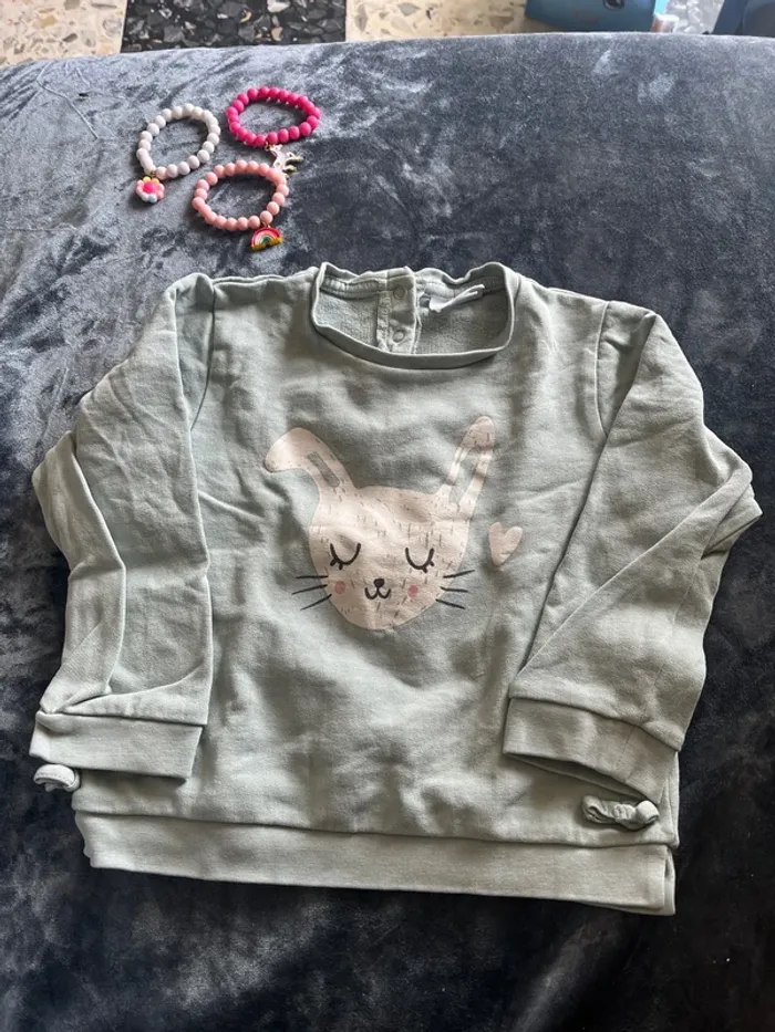 Pull fille 3 ans