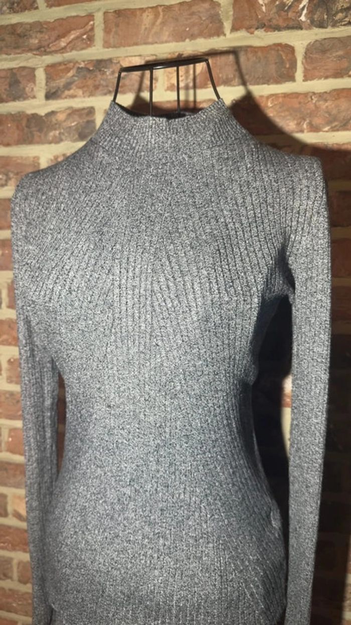 Haut a longues manches gris ligné H&M Taille S / 36 - photo numéro 3