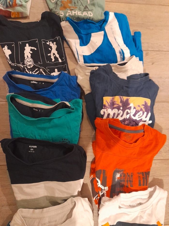 Lot vêtements garçons 8 ans - photo numéro 3