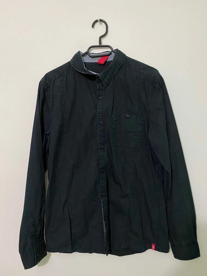 Chemise coupe cintrée manches longues noire EDC