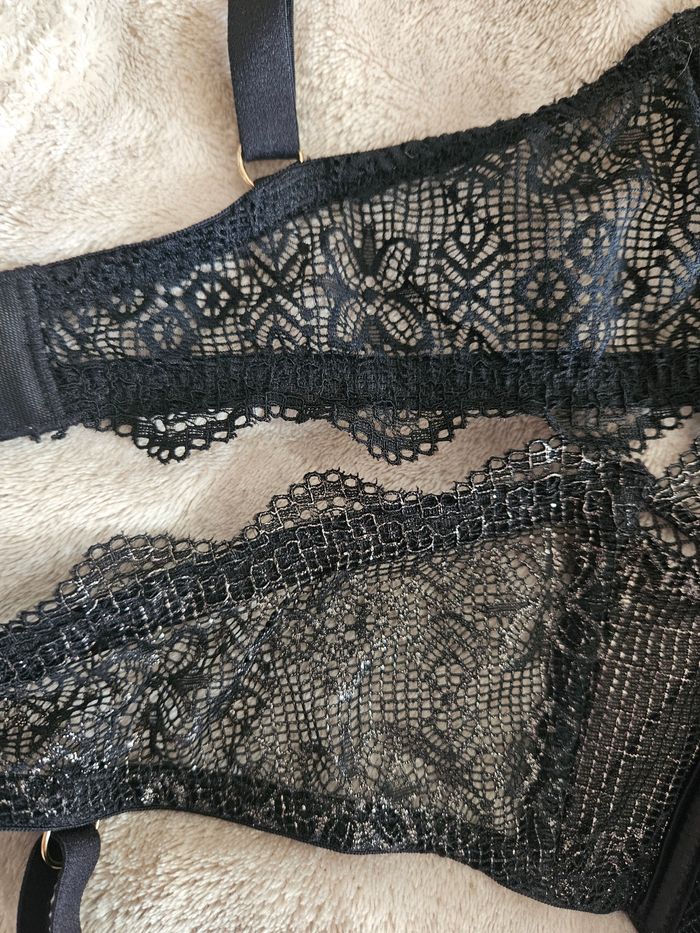 Lot 2 soutien-gorges push up Undiz 95D - photo numéro 8