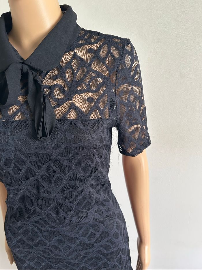 Robe noire en dentelle à manches courtes Morgan taille 42 bon état - photo numéro 4