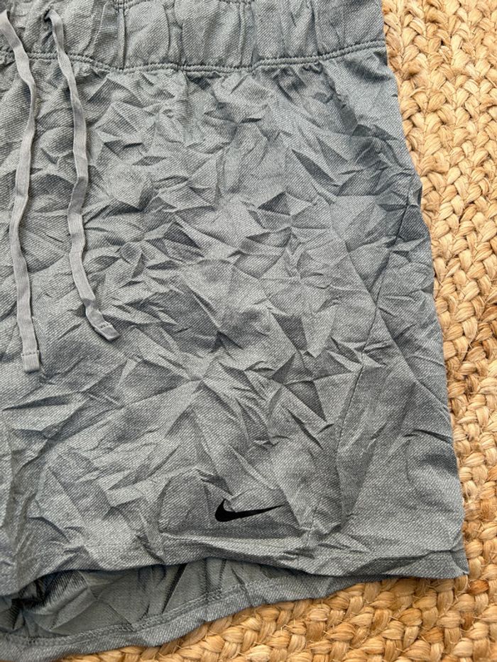 Short Nike Dri-FIT Gris Femme M | Très Bon État | Sport/Casual | SM1301 - photo numéro 4