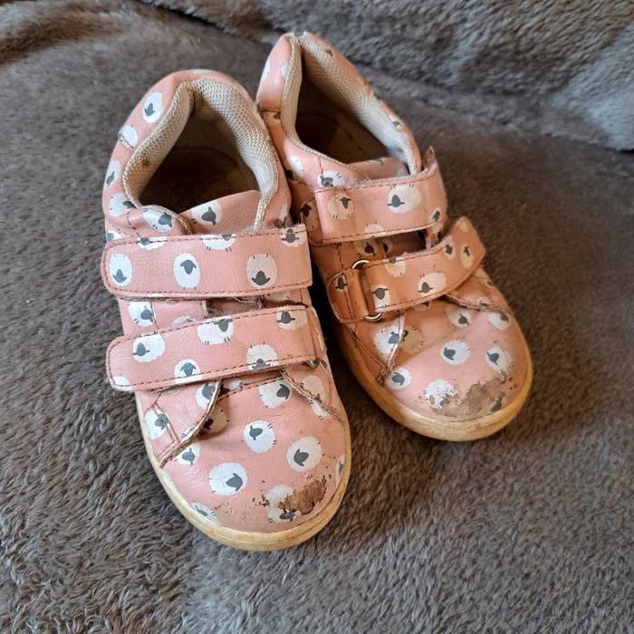 Lot de 2 paires de chaussures fille Pointure 24 - photo numéro 4