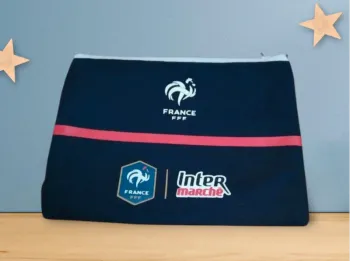 Trousse foot Aux plus près des Bleues