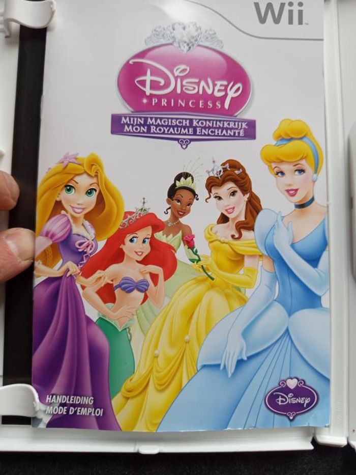 Nintendo - Wii - Disney princess - Mon royaume enchanté - photo numéro 6