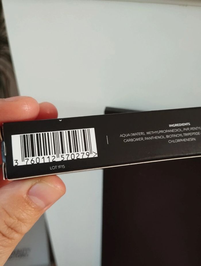 Sérum fixatif sourcils - photo numéro 2