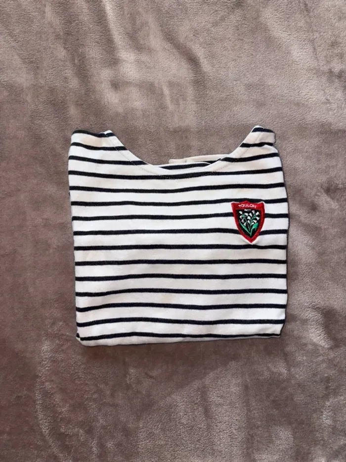T-shirt marinière du Rugby club de Toulon RCT taille 7/8 ans en bon état