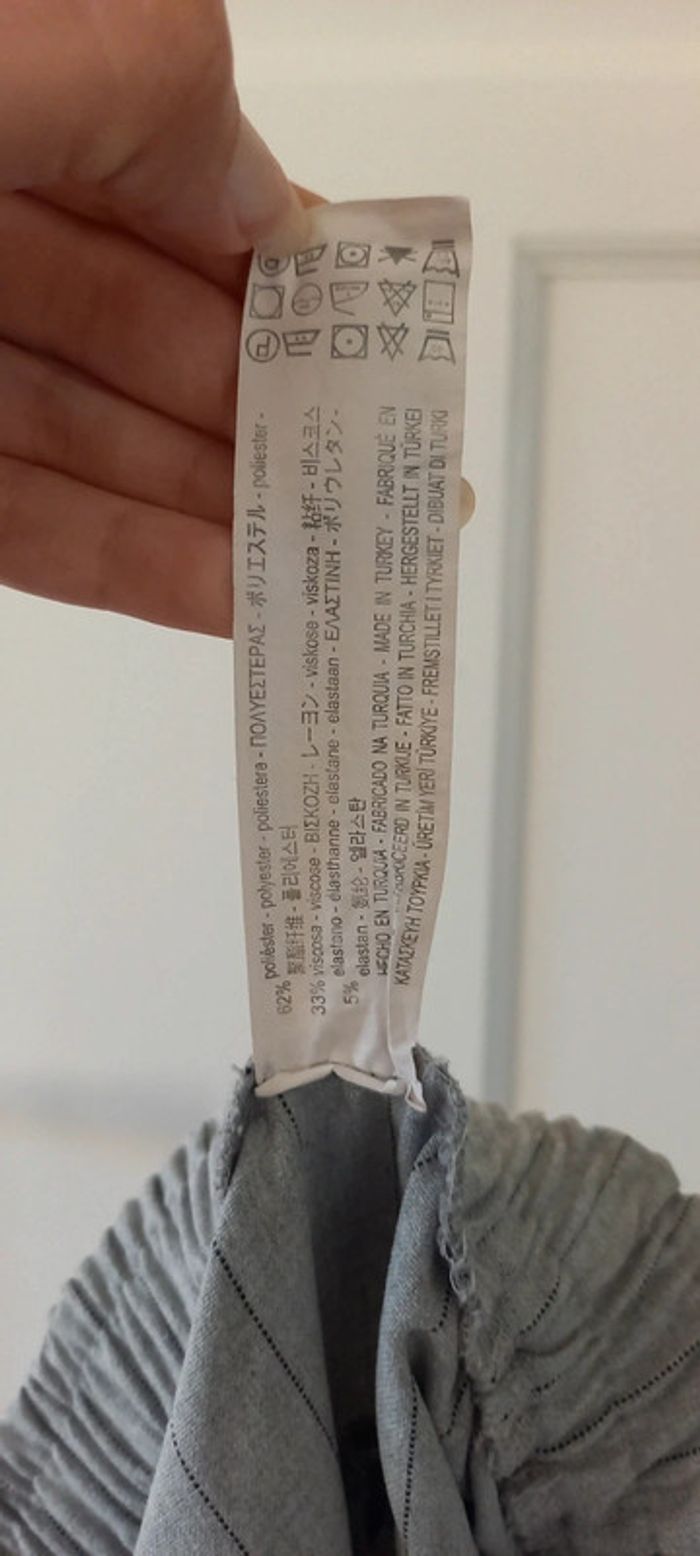 Pantalon droit gris rayé blanc bershka 38 - photo numéro 4