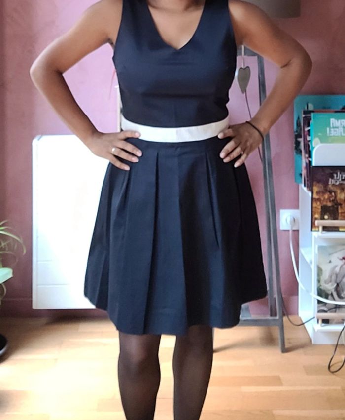 Robe Camaïeu marine et blanche neuve avec étiquette