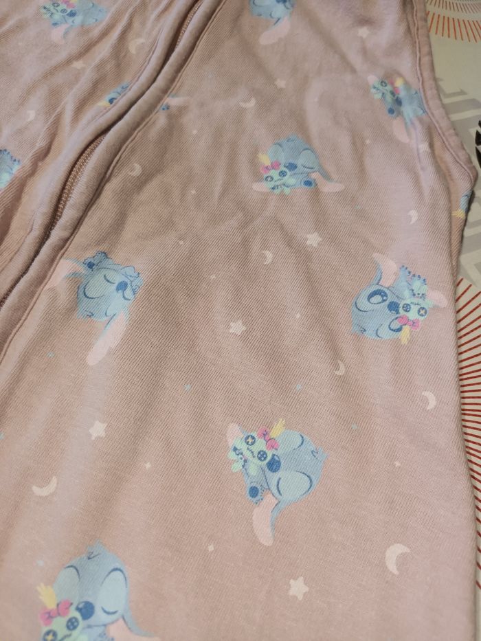 Gigoteuse Stitch 👧 taille 18 36 mois - photo numéro 4