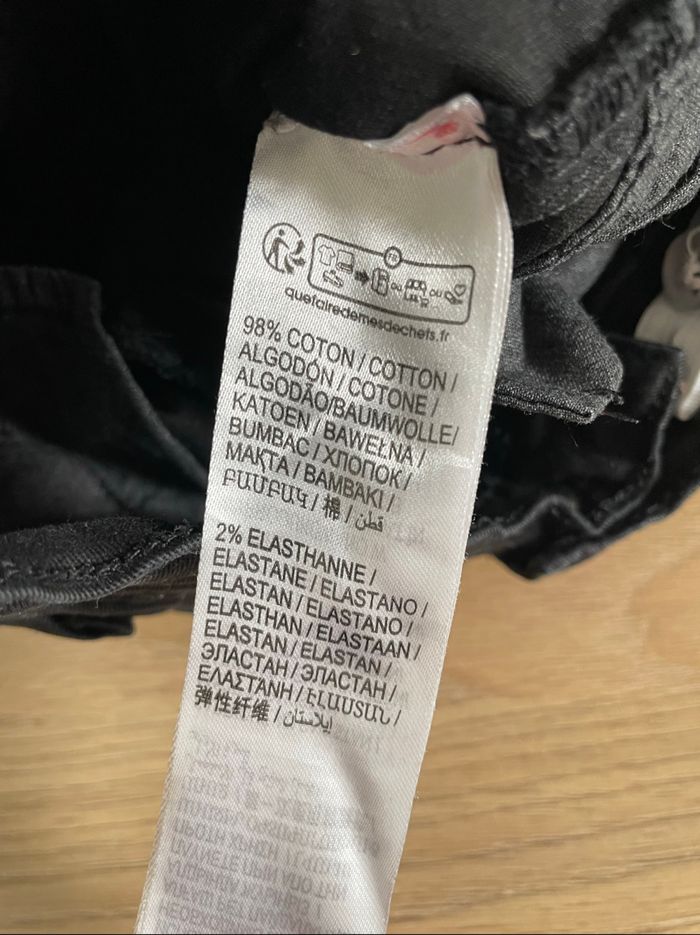 Jeans noir - photo numéro 3