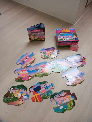 Boek + puzzelkoets nieuw