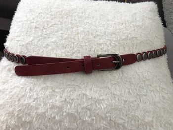AN-Ceinture en cuir Bordeaux cloutée 90cm NEUVE