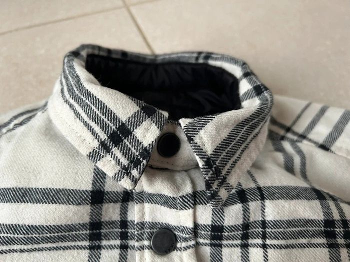 Doudoune réversible noire et carreaux garçon IKKS 5ans - photo numéro 16