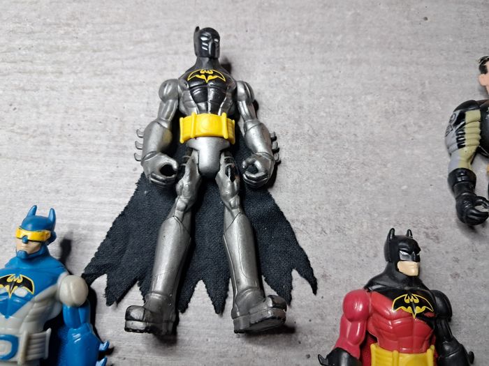 Lot de 4 figurines super-héros batman - photo numéro 3