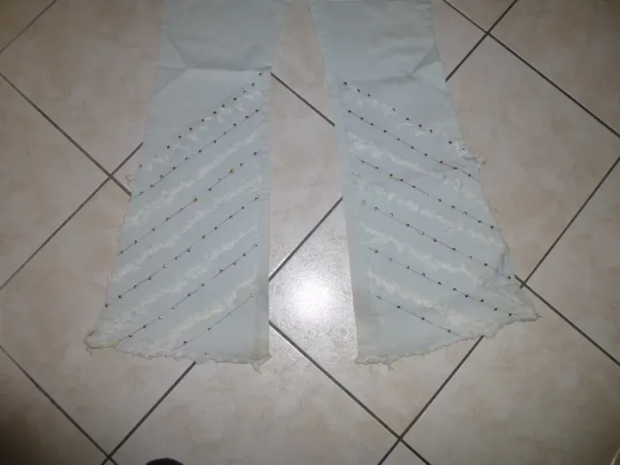 pantalon jean clouté bleu pâle taille 42 - photo numéro 3