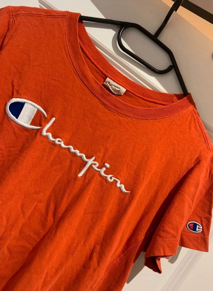 🔝 T-shirt manches courtes Champion rouge logo bleu et blanc taille S 36 - photo numéro 3