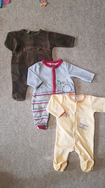 Lot de 3 pyjamas velours garçon naissance neufs