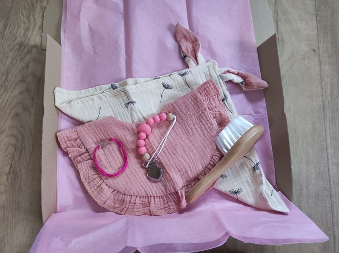 Box cadeau naissance - photo numéro 2