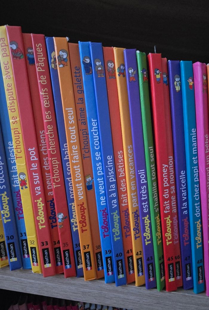 Lot de 55 livres tchoupi - photo numéro 4